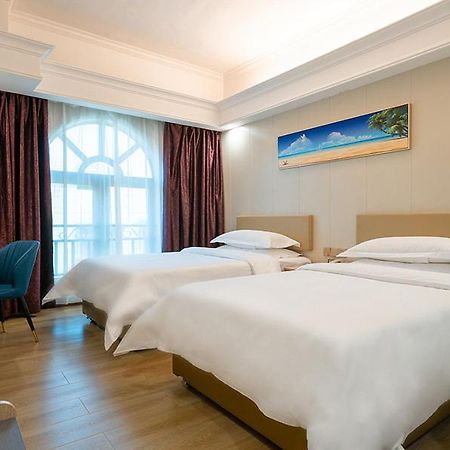 Vienna Hotel Zhuhai Xiangzhou Bus Station Екстер'єр фото